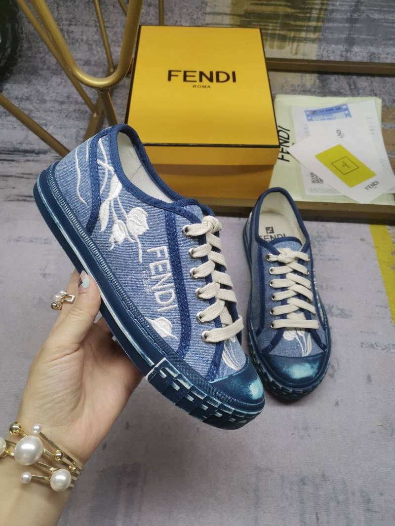 F**di casual shoes